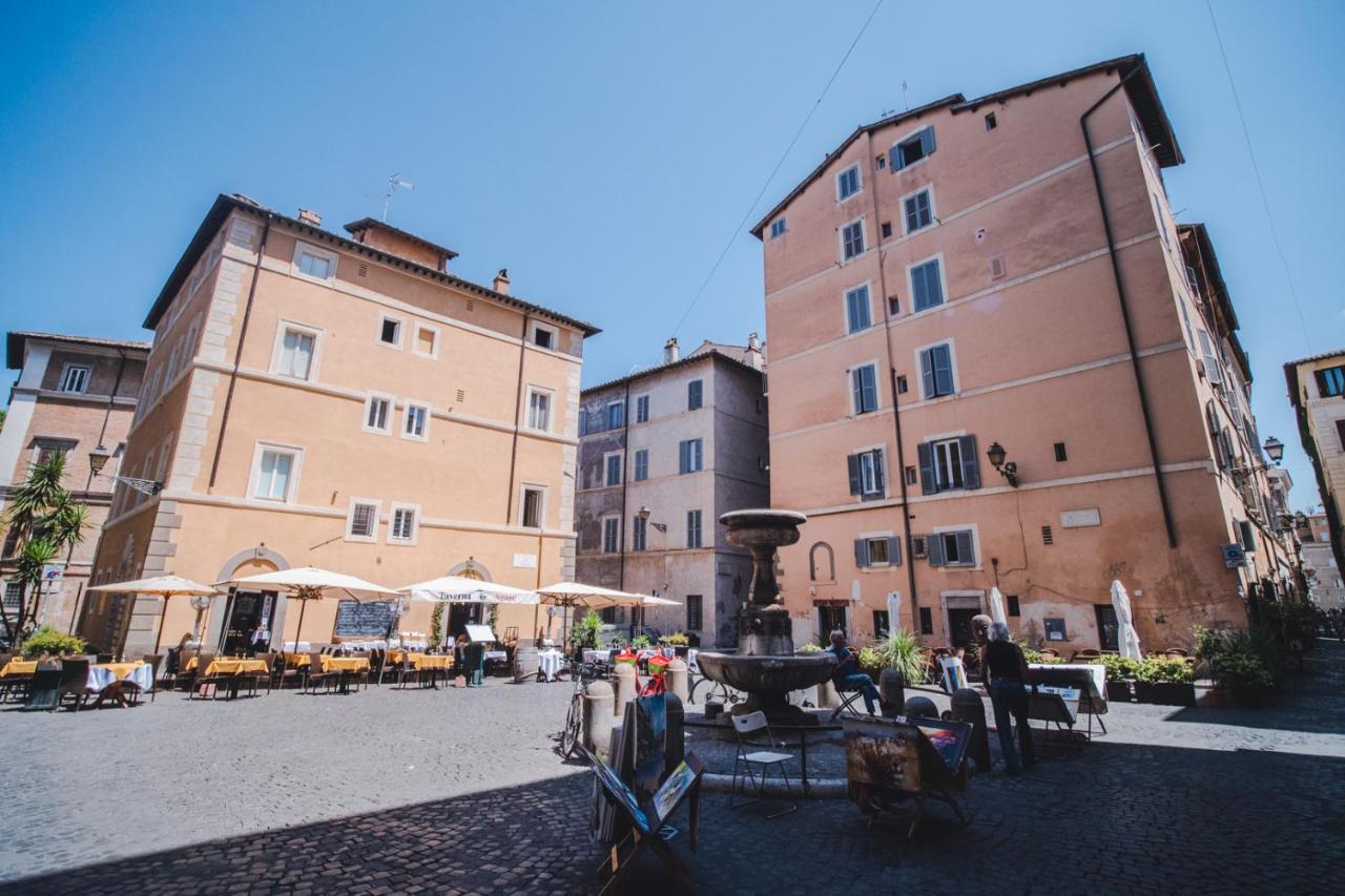 La Vetrina, The Renaissance Charme Of Piazza Navona Apartment Rome Luaran gambar